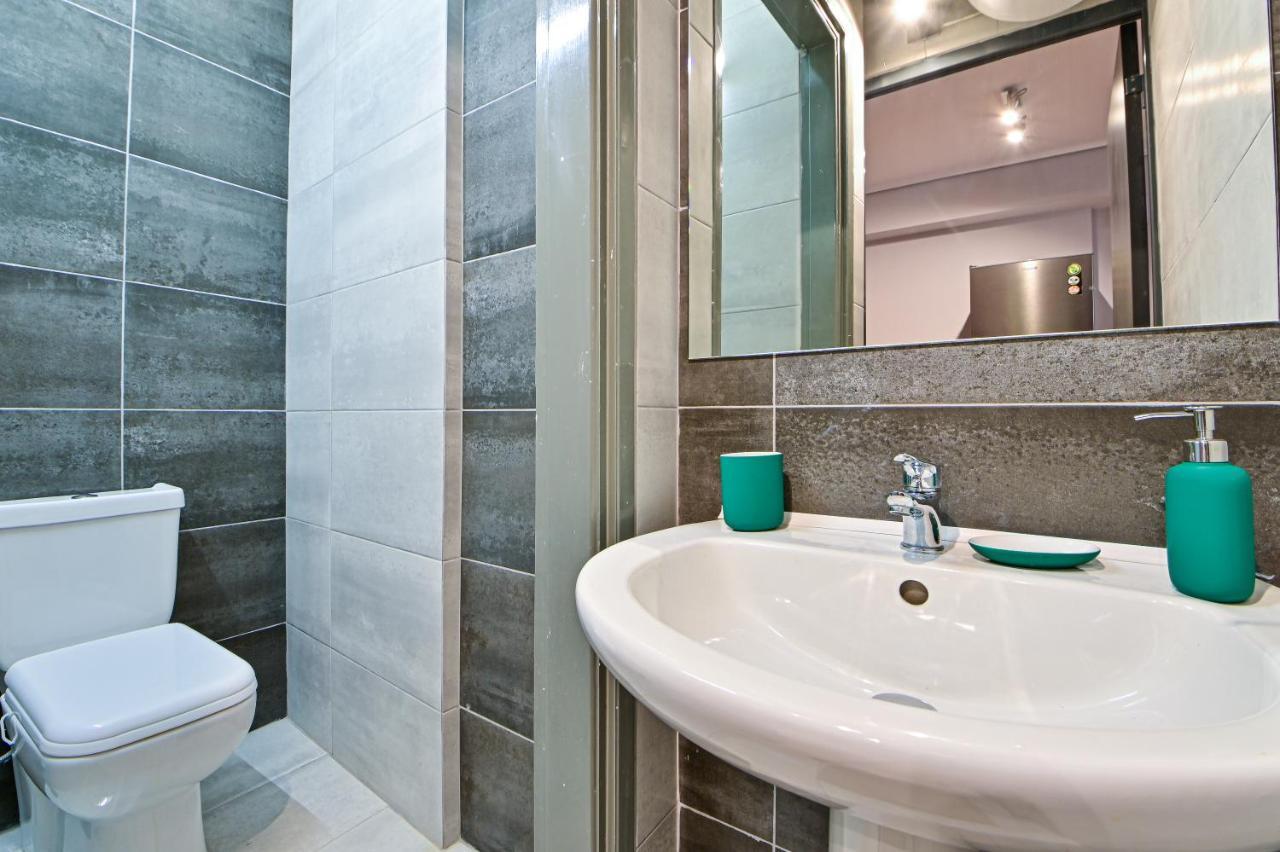 Beautiful New Apartment 5 Min From Piraeus Port Exteriér fotografie